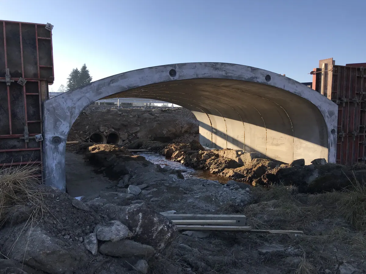 Mostní konstrukce – Kvilda – mostní prvek nad potokem